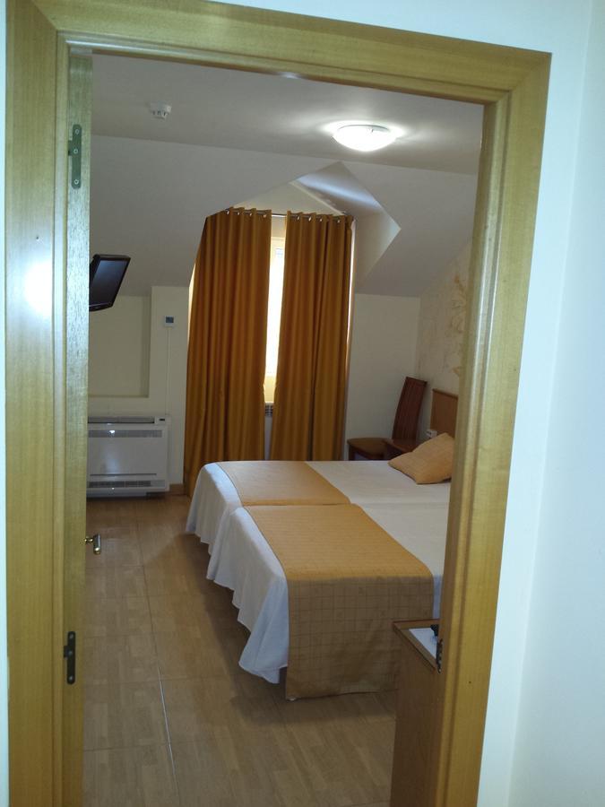 Hotel Camargo Igollo Exteriör bild
